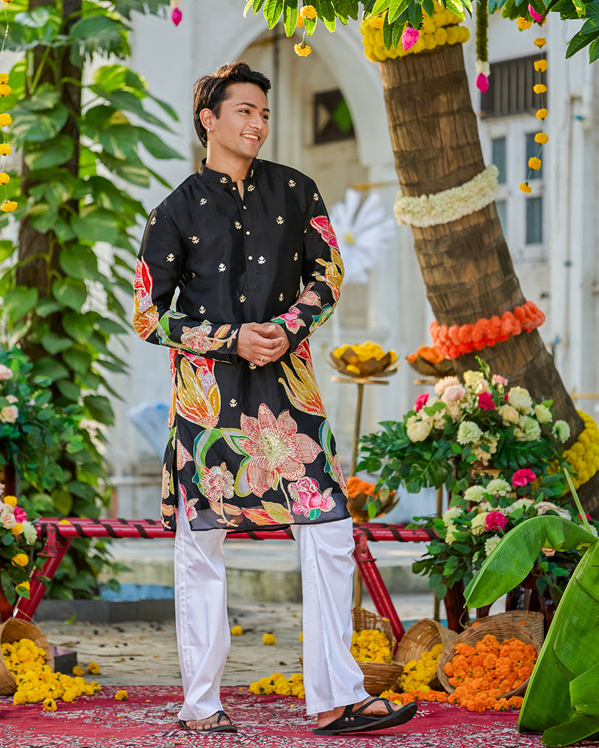 Midnight Bloom Black Embroidered Kurta