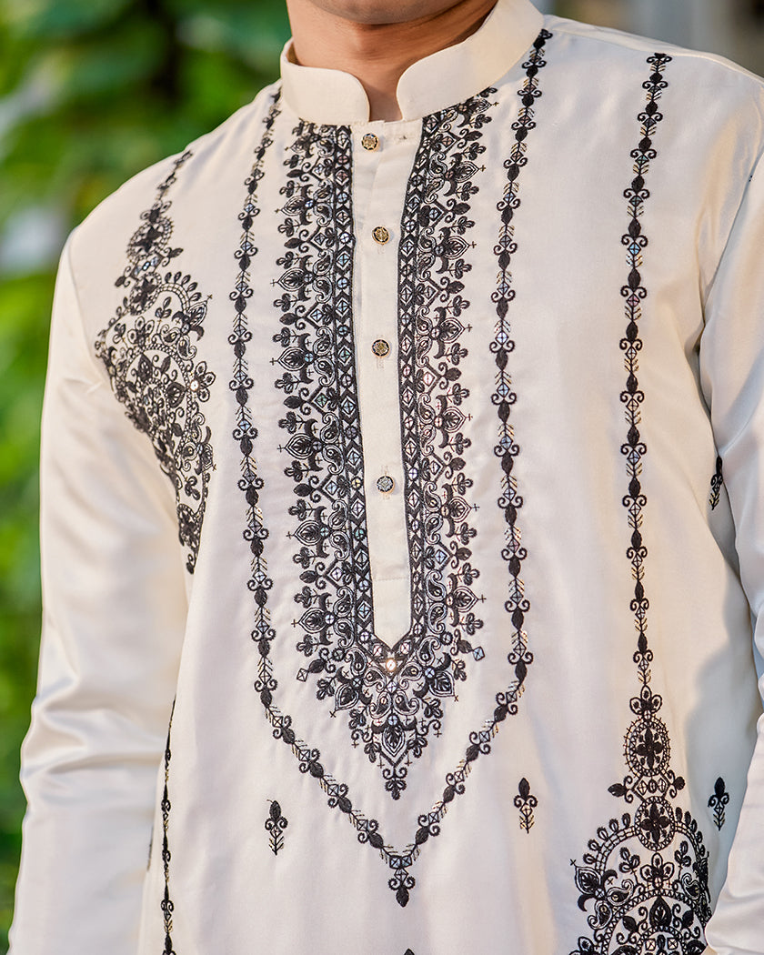 Off-White Sequence Embroidered Kurta Set