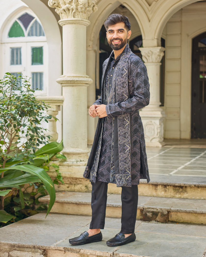 Sovereign Grace Black Embroidered Kurta with Stole
