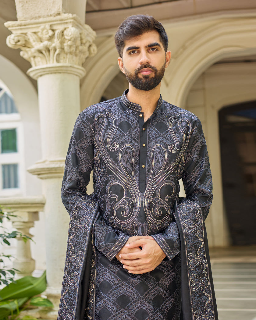 Sovereign Grace Black Embroidered Kurta with Stole