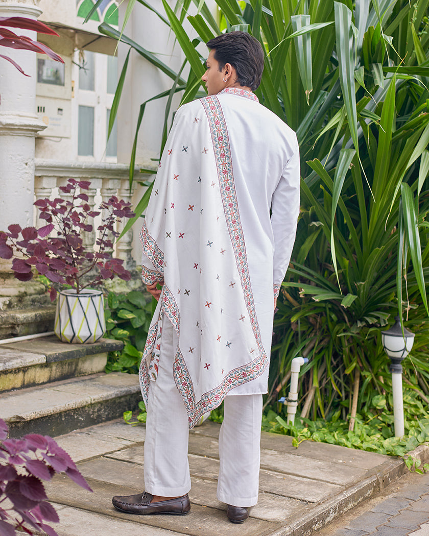Royal ivory Kurta dupatta Set.