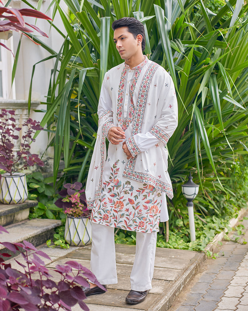 Royal ivory Kurta dupatta Set.