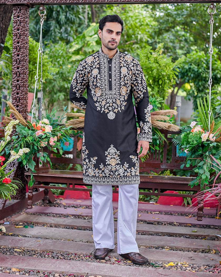 Noir Majesty Embroidered Black Kurta