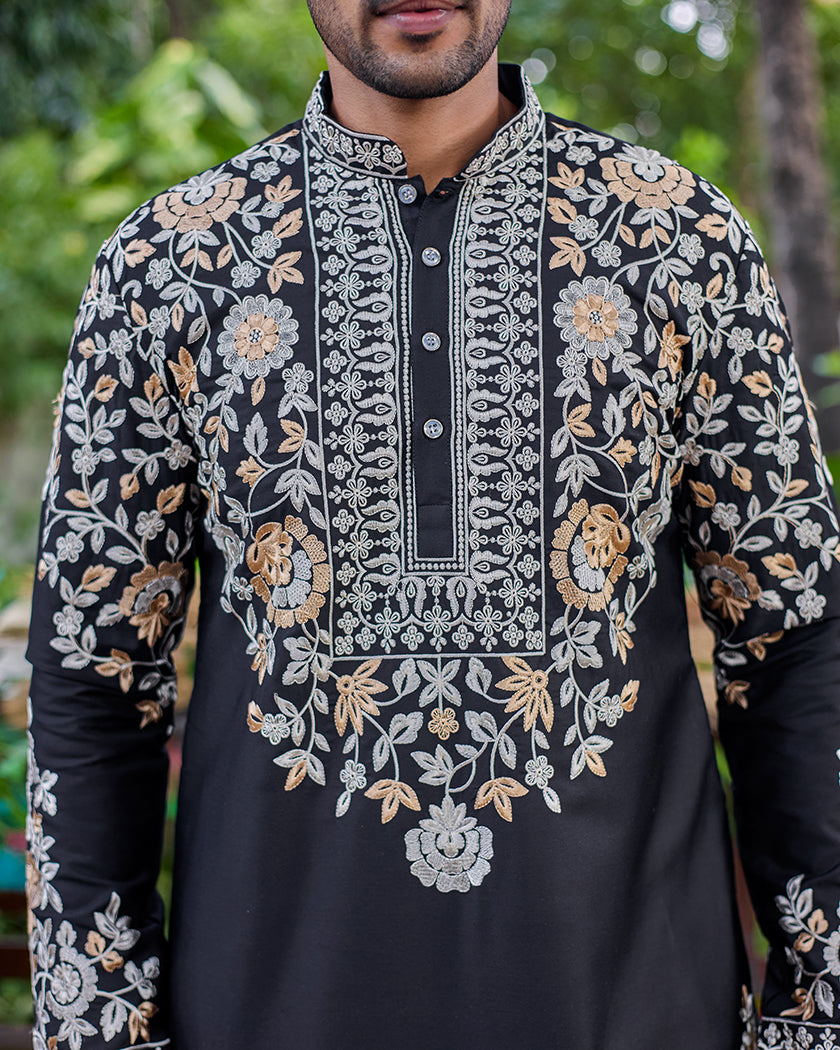 Noir Majesty Embroidered Black Kurta