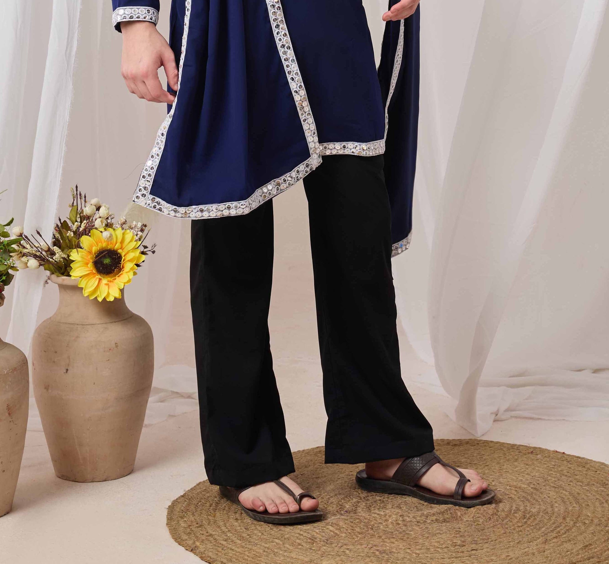 Bell-Bottom Pant. (Black)