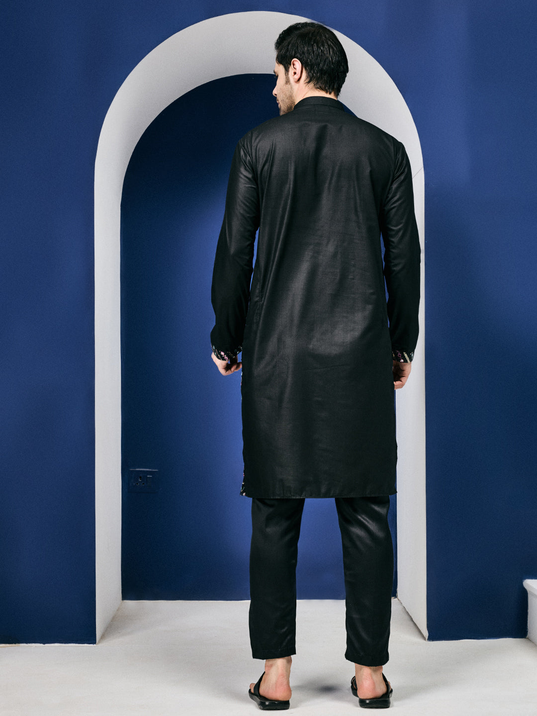 Zig Zag Sparkle Embroided Black Pure Linen Kurta-pant Set