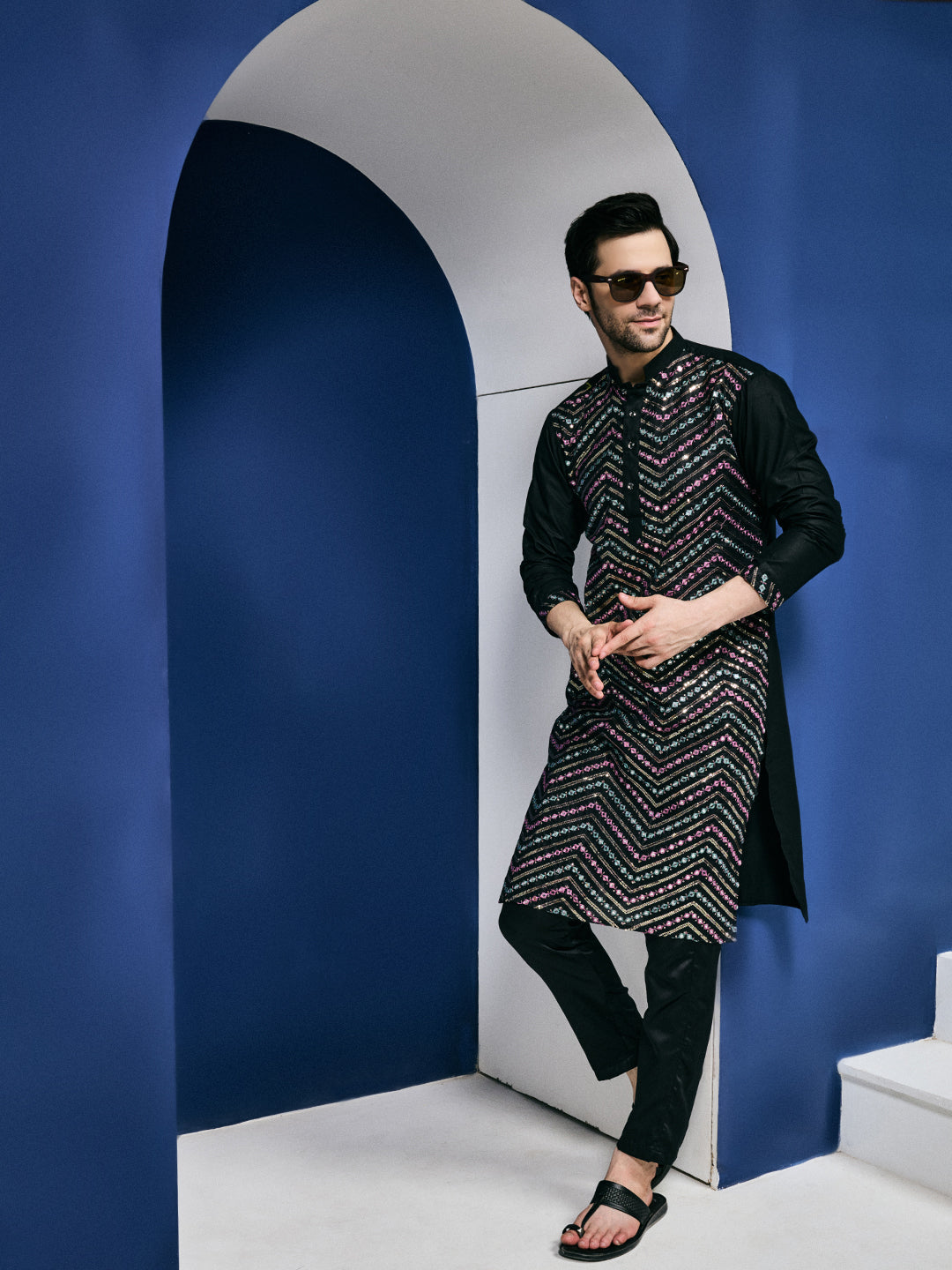 Zig Zag Sparkle Embroided Black Pure Linen Kurta-pant Set