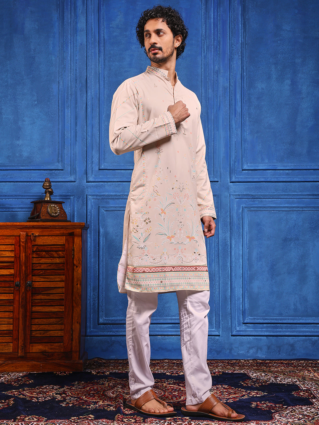 Off White Foil Print On Cotton Satin Kurta