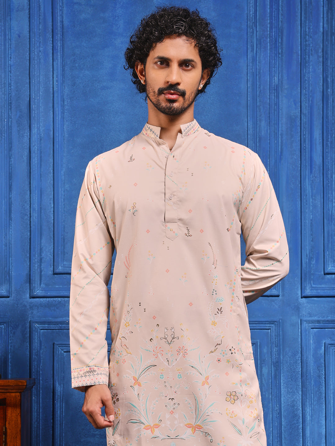 Off White Foil Print On Cotton Satin Kurta
