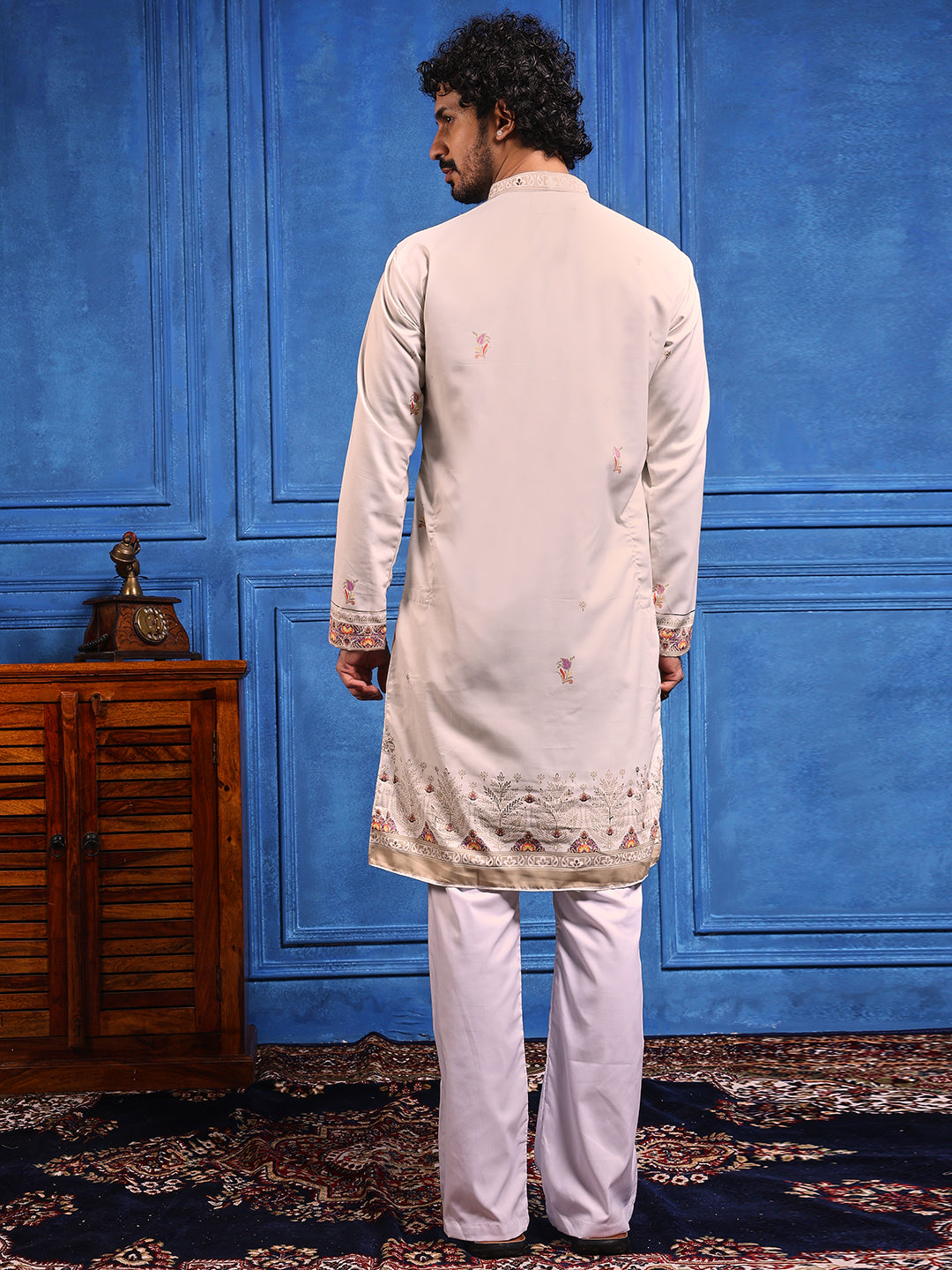 Cream Colored Foil Print On Cotton Satin Kurta