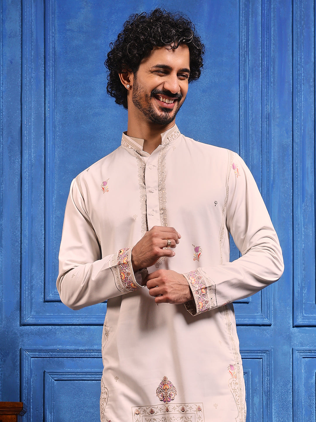 Cream Colored Foil Print On Cotton Satin Kurta