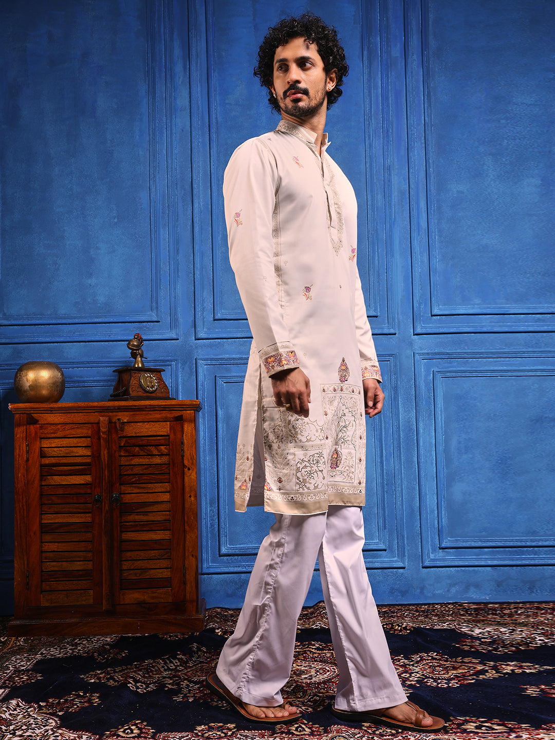 Cream Colored Foil Print On Cotton Satin Kurta