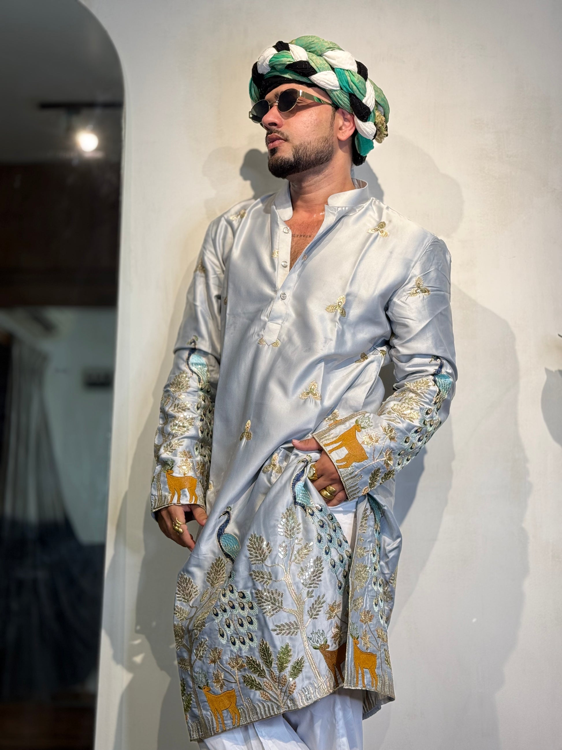 Mayur Baag Grey Kurta-pant set
