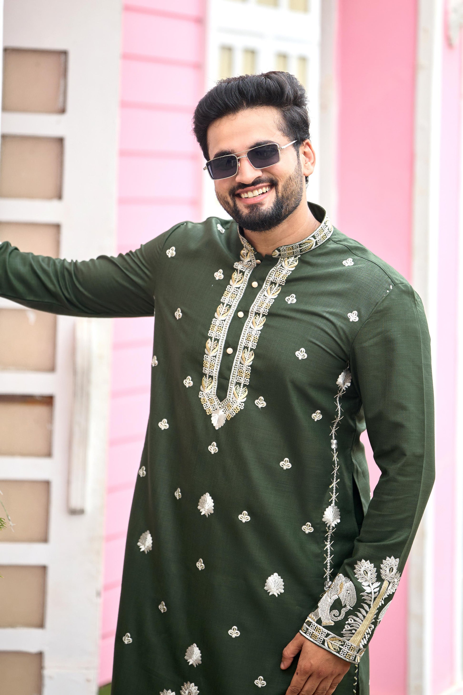 Emerald Green Royal Elephant Embroidered Kurta with Pant Set
