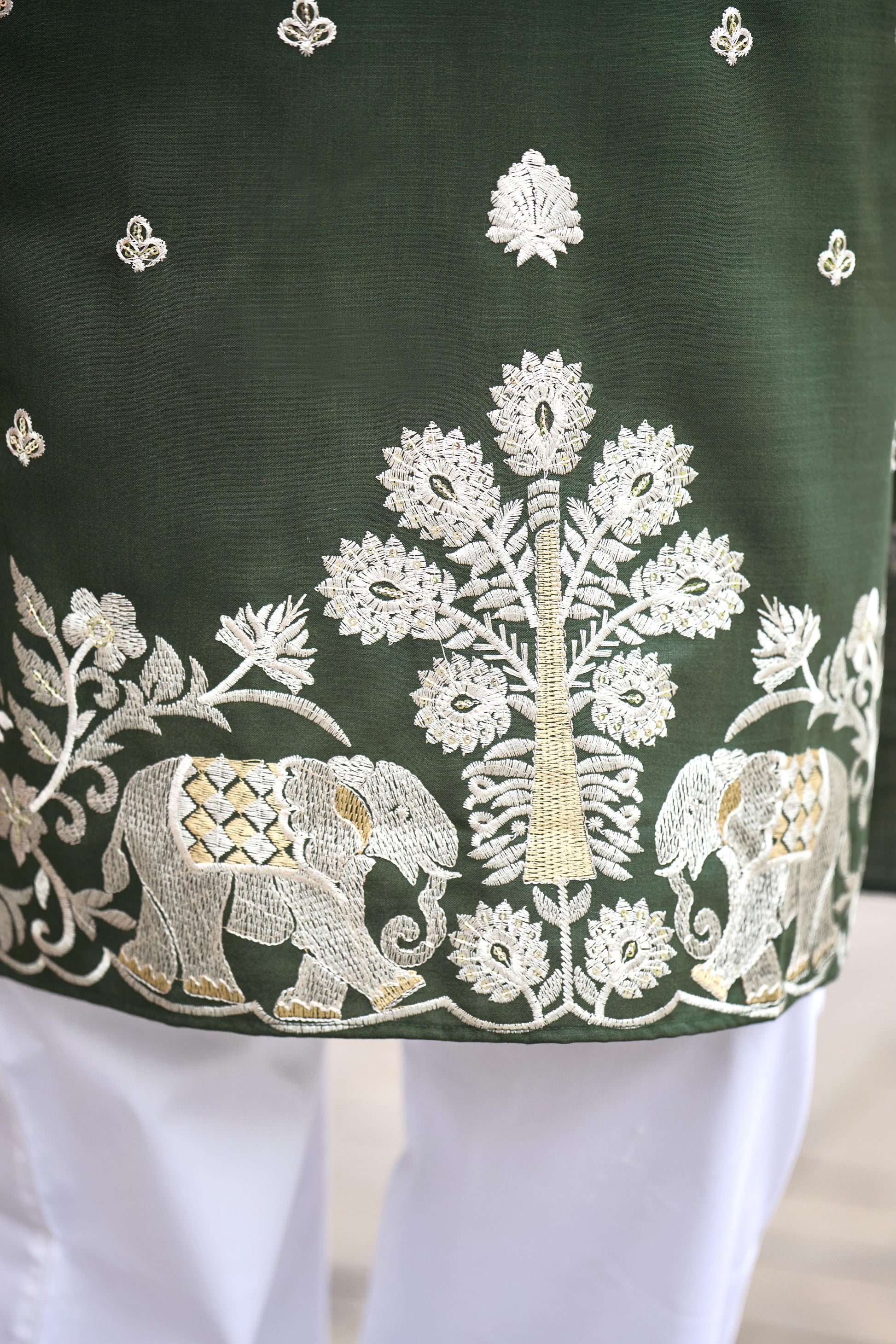 Emerald Green Royal Elephant Embroidered Kurta with Pant Set