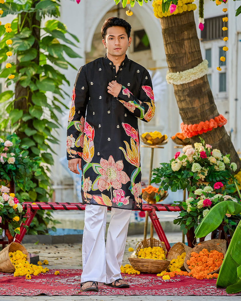 Midnight Bloom Black Embroidered Kurta