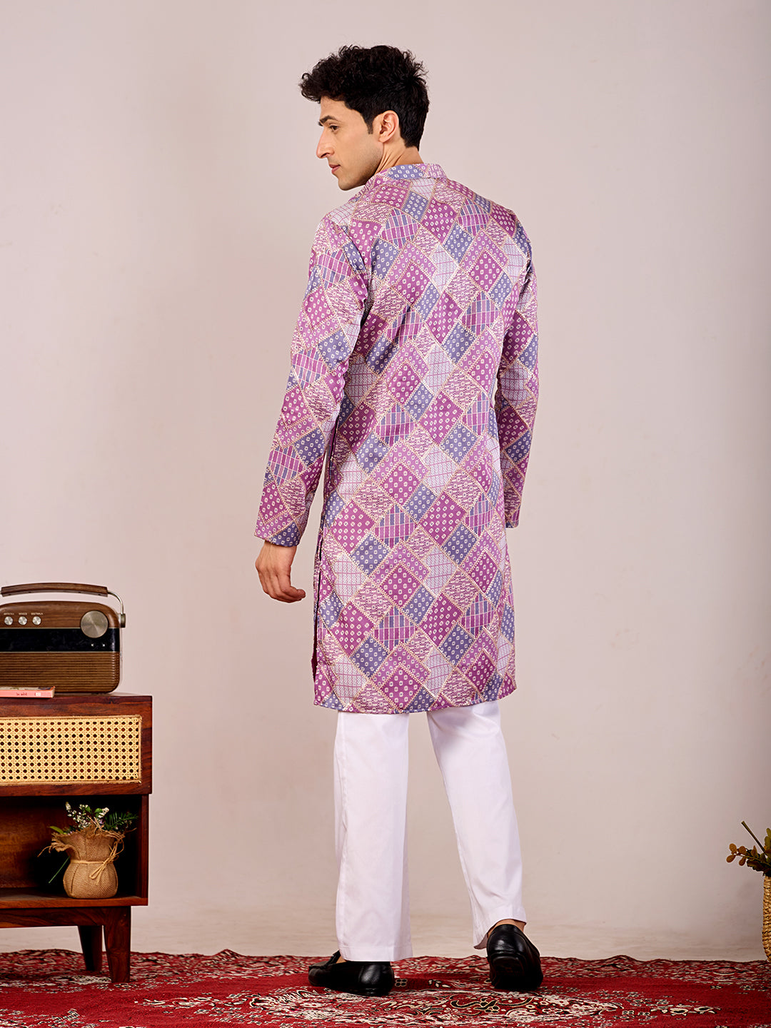 The Qila Embroidered Kurta (Purple Geometric)