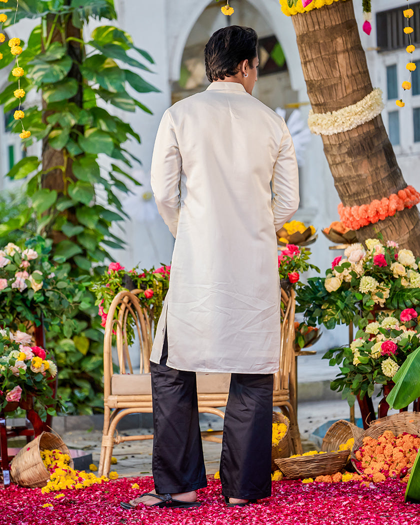 Off-White Sequence Embroidered Kurta Set