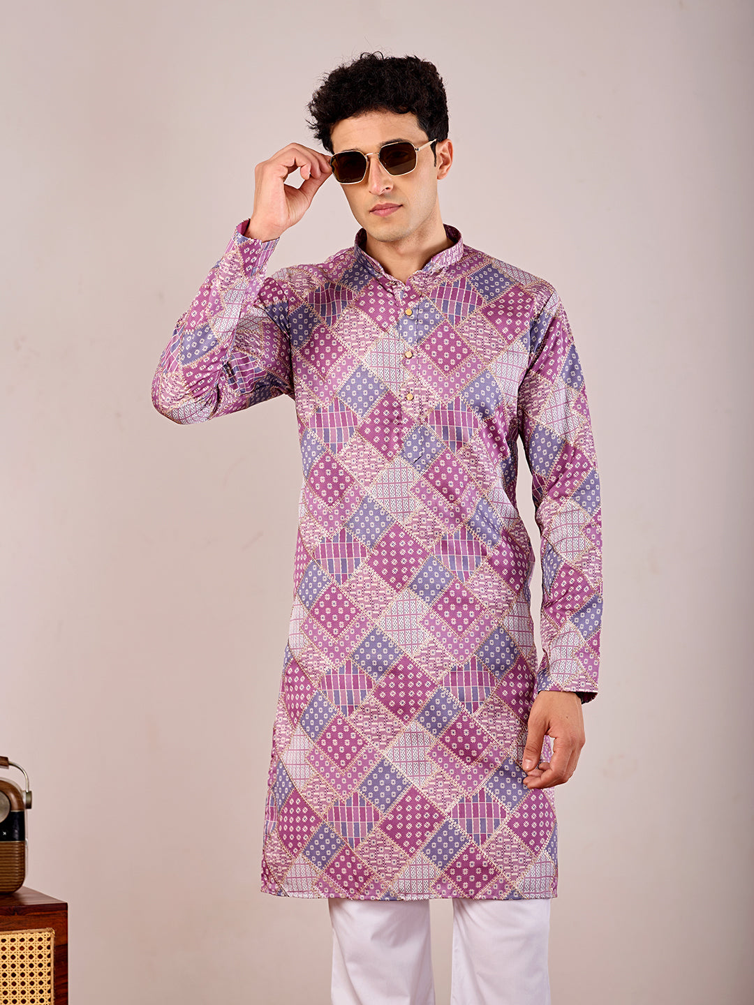 The Qila Embroidered Kurta (Purple Geometric)