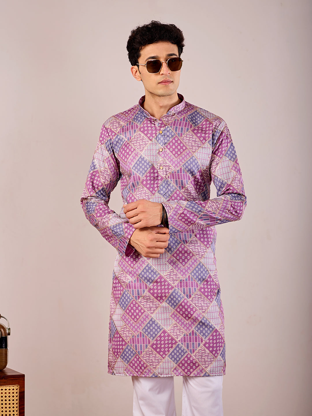 The Qila Embroidered Kurta (Purple Geometric)