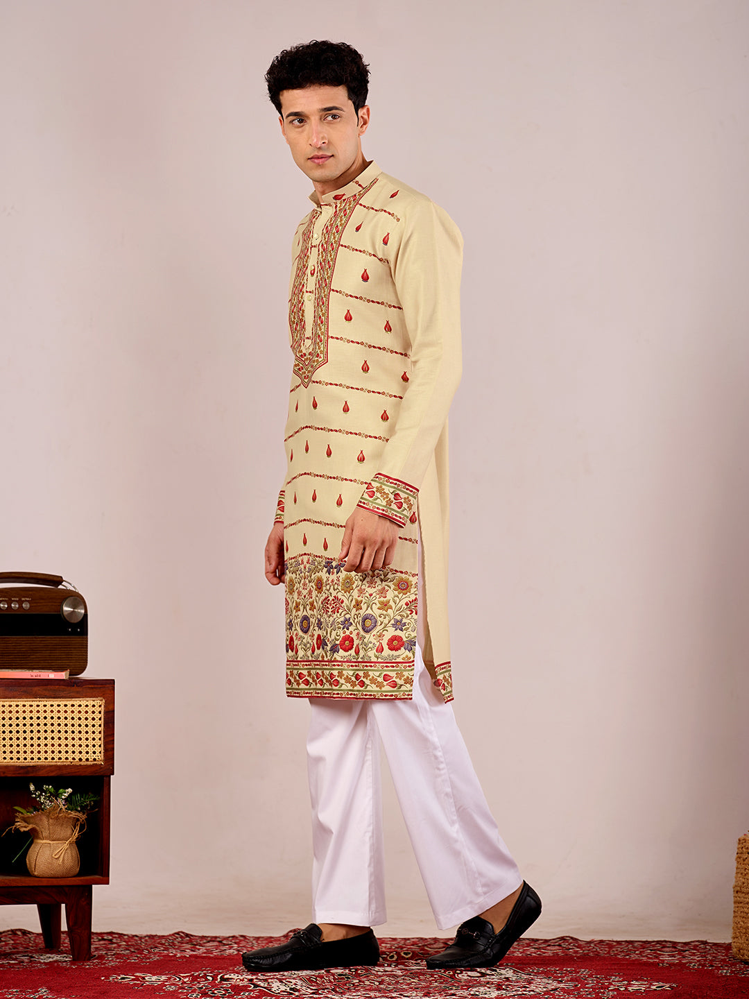The Shahan Linen Kurta (Antique Gold)