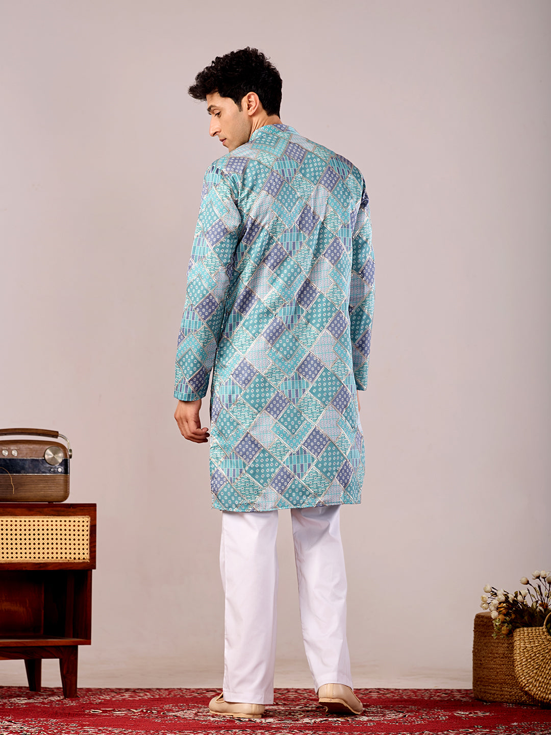 The Qila Embroidered Kurta (Teal Blue Geometric)