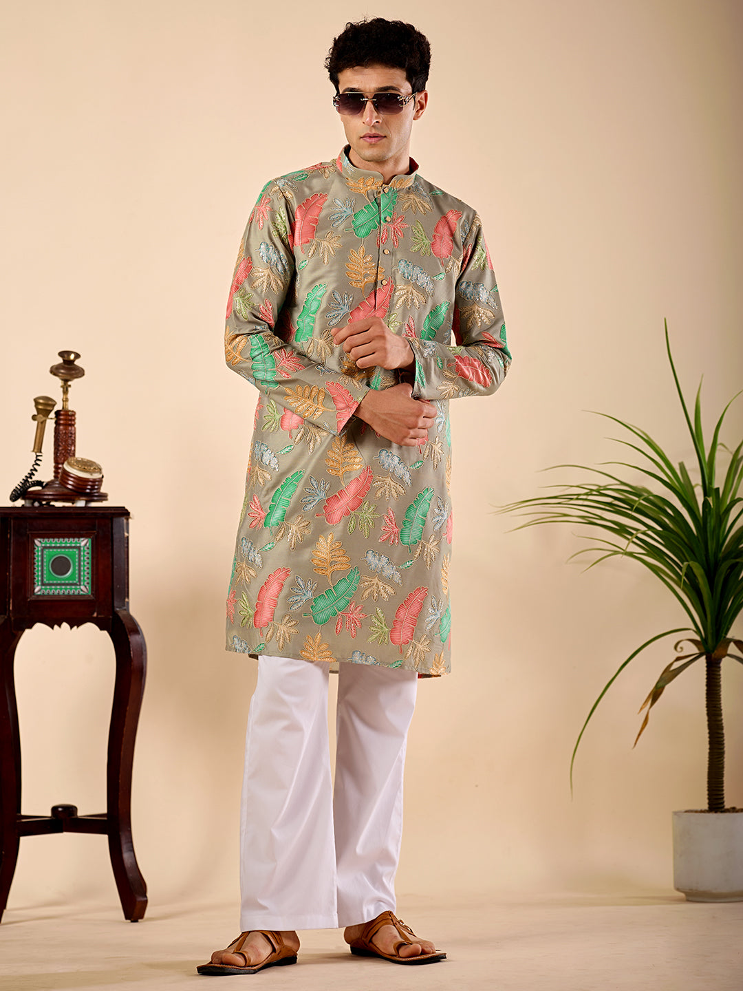 The Firdaus Embroidered Kurta (Olive Green Botanical)