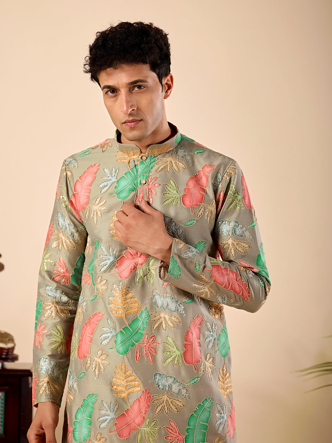 The Firdaus Embroidered Kurta (Olive Green Botanical)