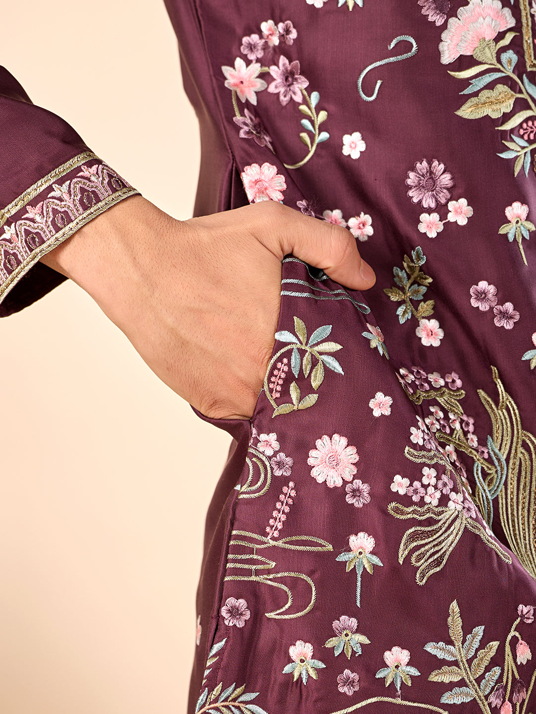 Midnight Island Kurta (Dark Burgundy).