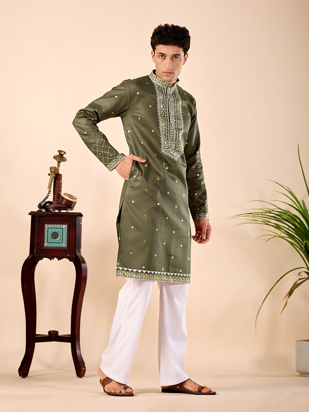 The Zafar Linen Kurta (Olive Green Geometric)