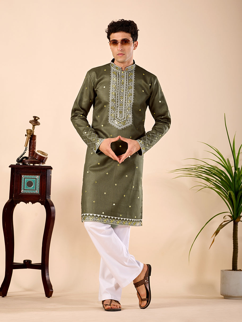 The Zafar Linen Kurta (Olive Green Geometric)