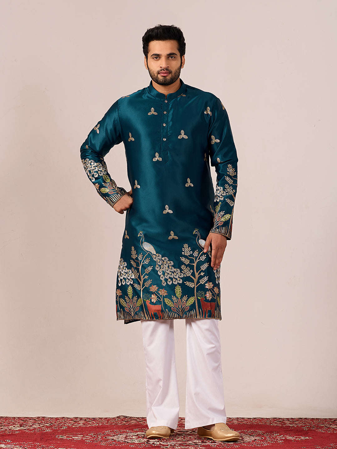 Mayur Baag Navy Blue Kurta-pant set.