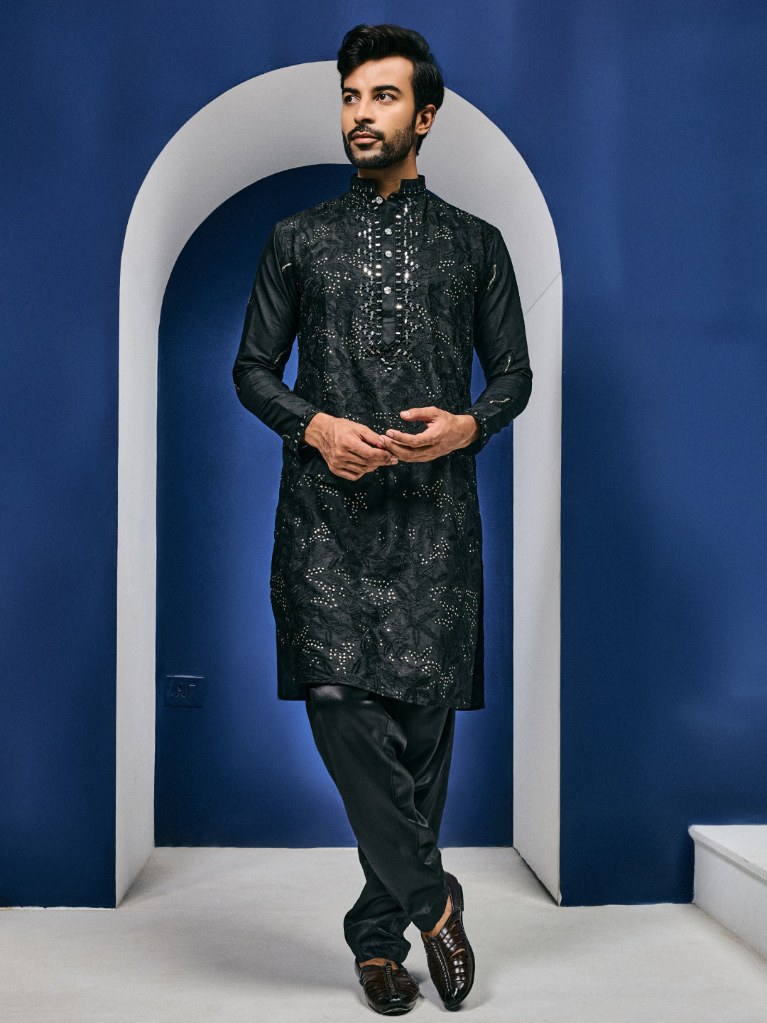 Roshni Black Real Mirror Neck Kurta With Sequins Embroidery Kurta Set