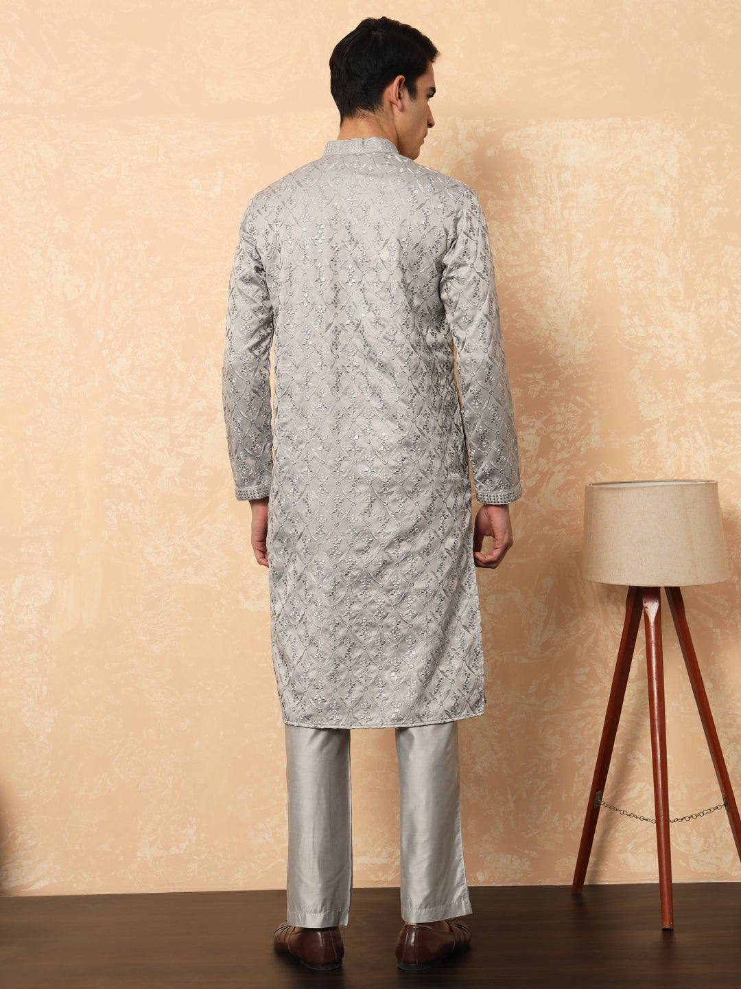 Grey Cotton Satin Kurta With Embroidery