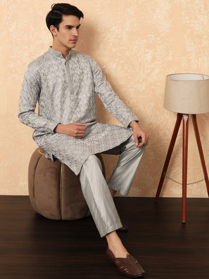 Grey cotton satin kurta with embroidery