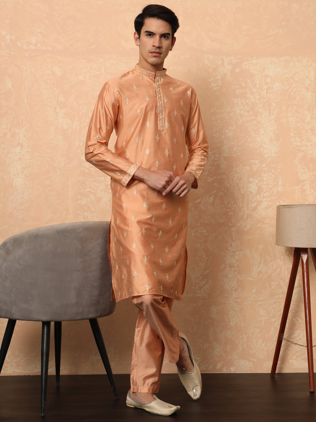 Metallic Peach Kurta Set With Golden Thread Work Butta And Collar