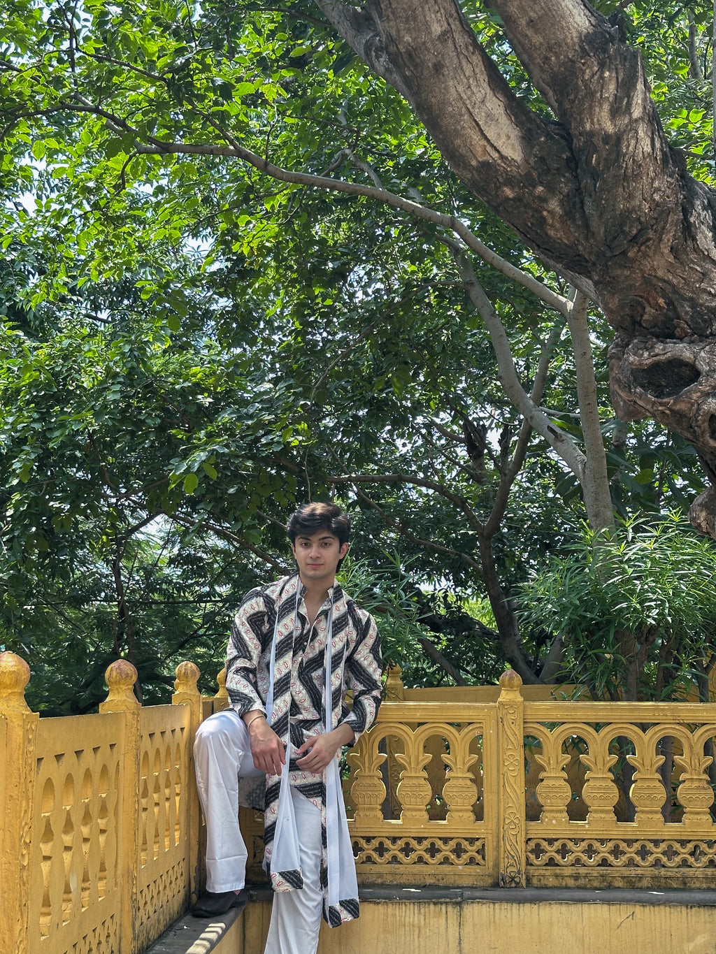 White Multicolored Printed SHORT Kurta+Dupatta Set