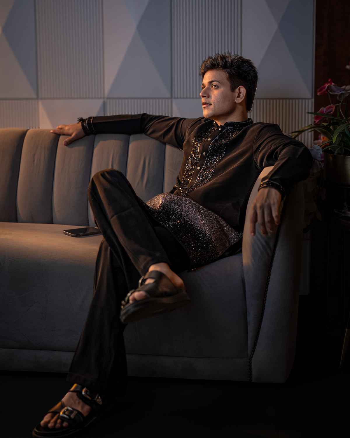 The Dastoor Embroidered Kurta (Midnight Black & Silver)