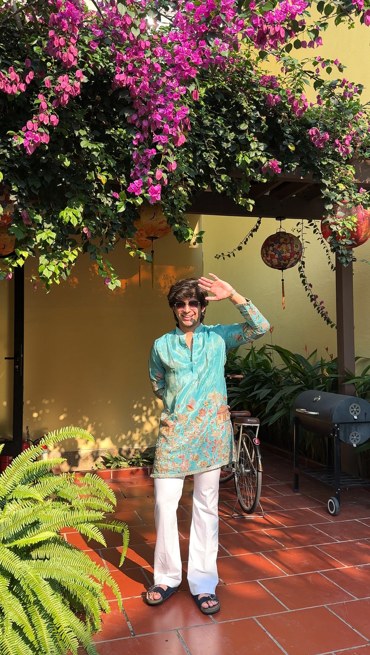 The Darbar Embroidered Kurta (Turquoise Blue)