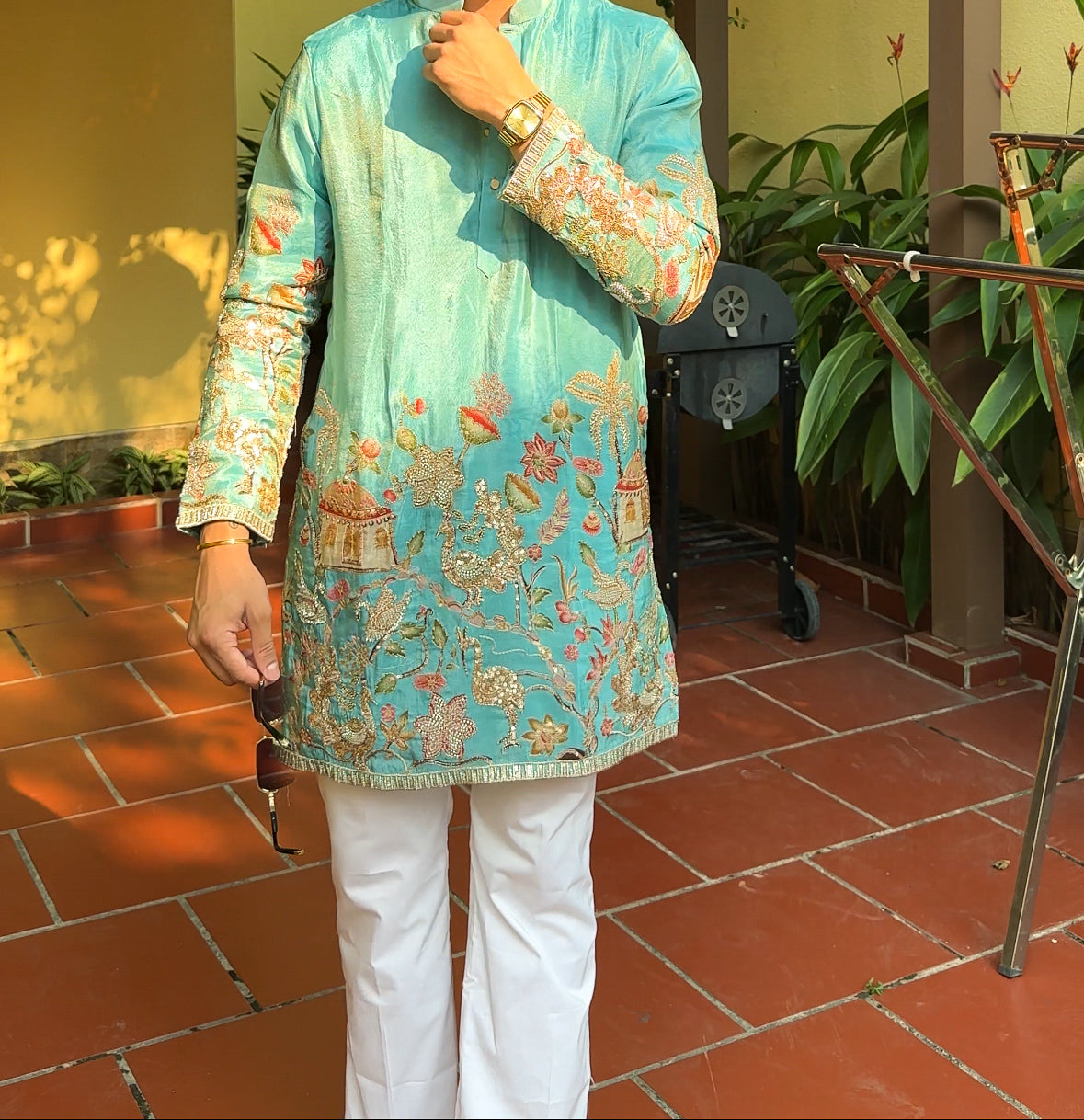 The Darbar Embroidered Kurta (Turquoise Blue)