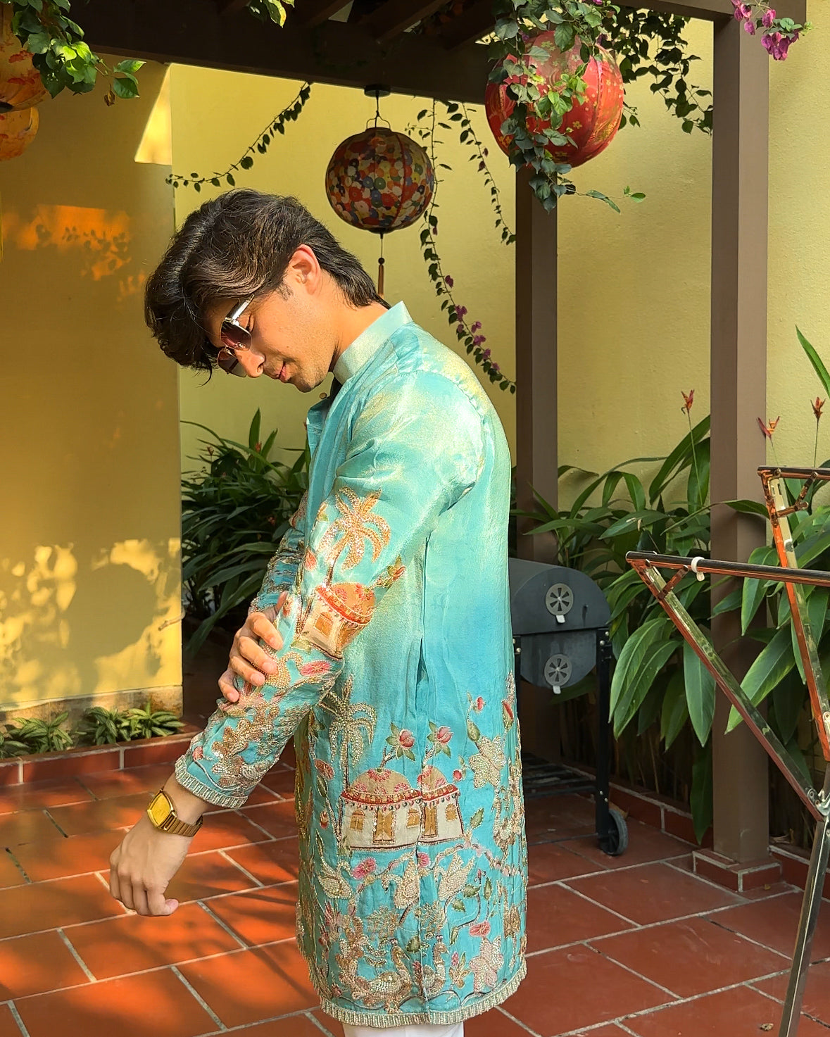 The Darbar Embroidered Kurta (Turquoise Blue)