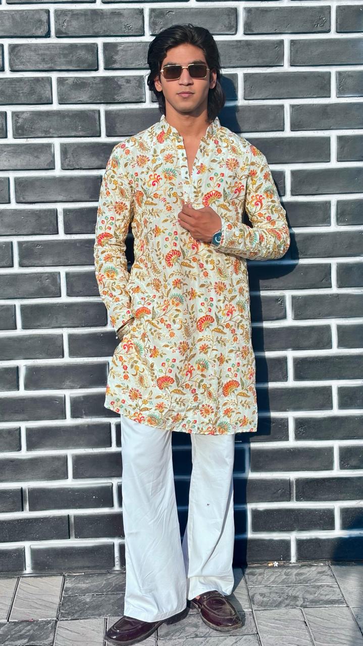 The Bagh Embroidered Kurta (Cream Floral)