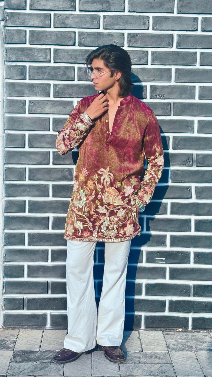 The Darbar Embroidered Kurta (Maroon Scenic)
