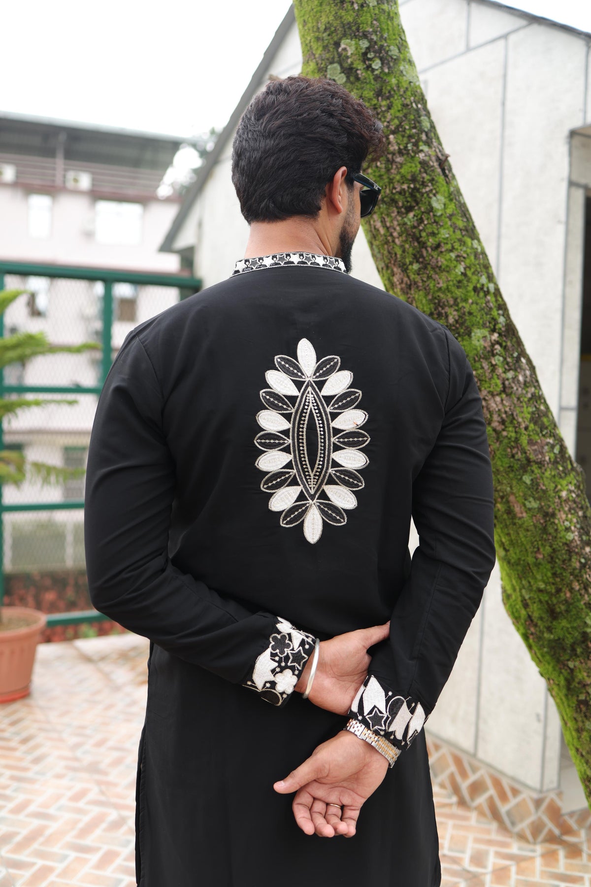 The Sitara Embroidered Kurta Set (Midnight Onyx & Ivory)