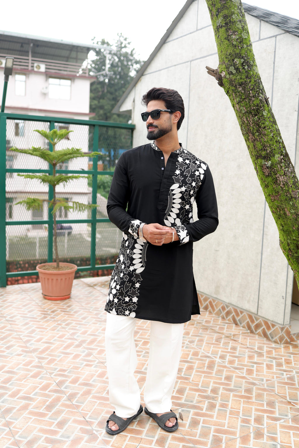 The Sitara Embroidered Kurta Set (Midnight Onyx & Ivory)