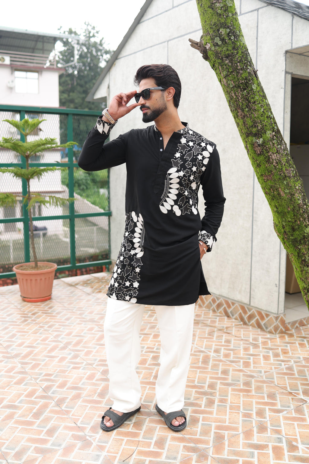 The Sitara Embroidered Kurta Set (Midnight Onyx & Ivory)