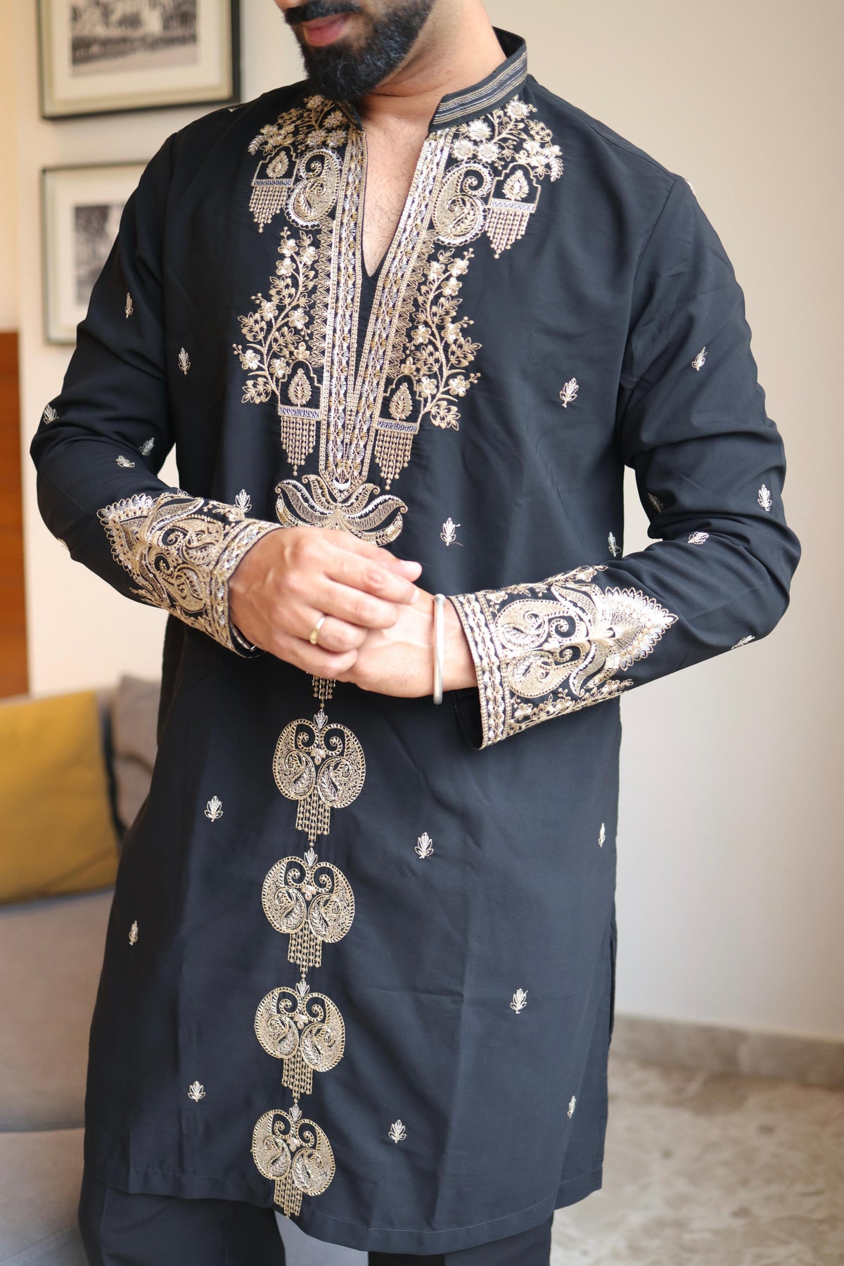 The Tajdaar Embroidered Kurta with pant Set (Midnight Black)