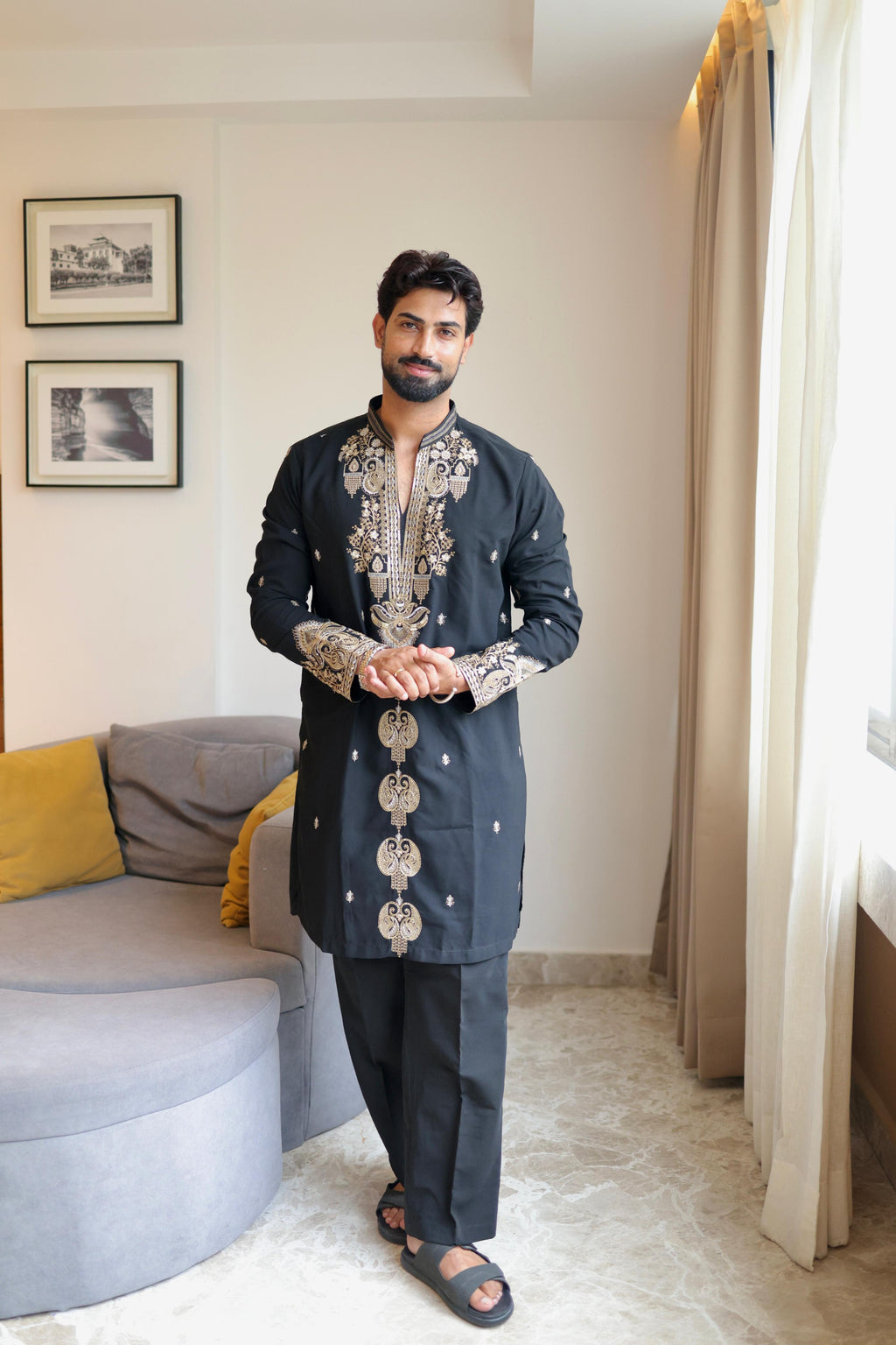 The Tajdaar Embroidered Kurta with pant Set (Midnight Black)