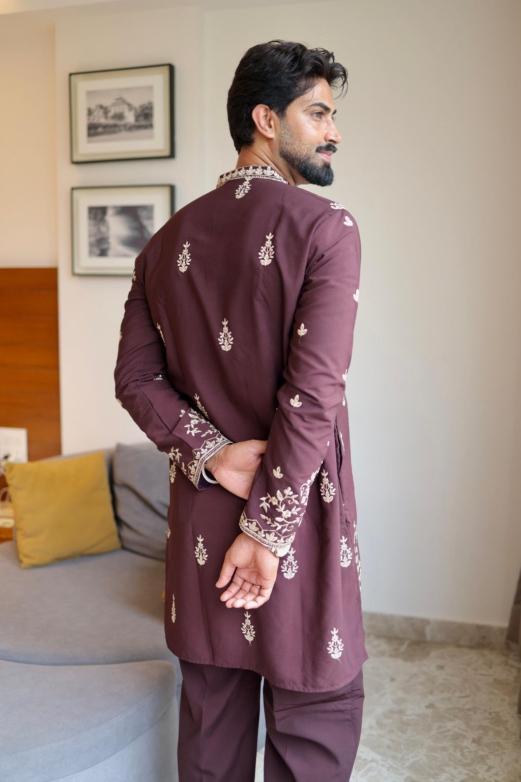 The Nazakat Embroidered Kurta with Pant Set (Deep Plum)