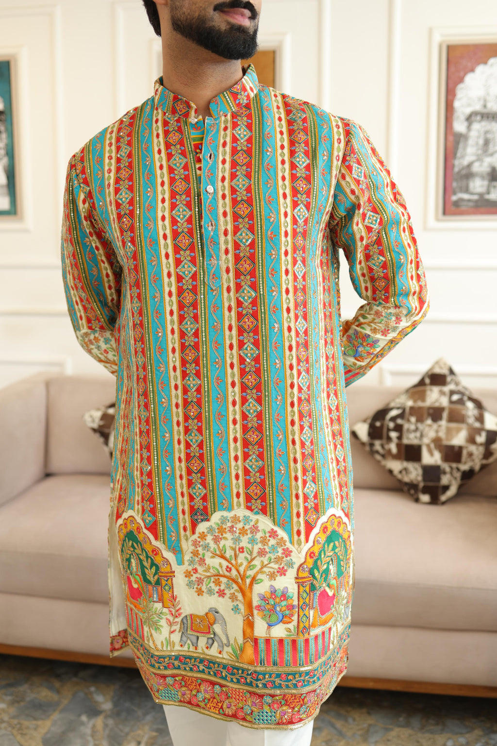 The Saltanat Embroidered Kurta Set (cream)